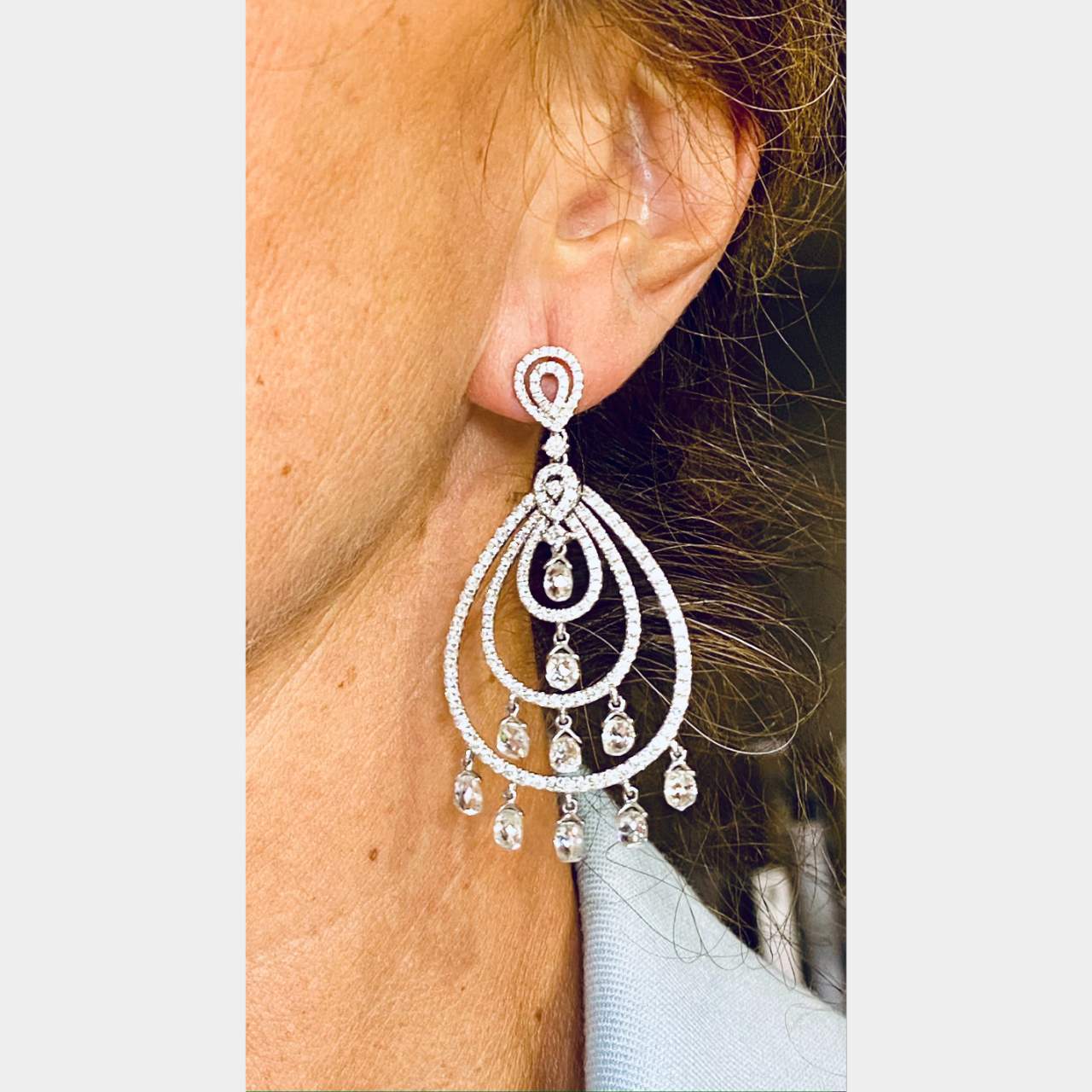 18K White Gold Diamond Chandelier Earrings