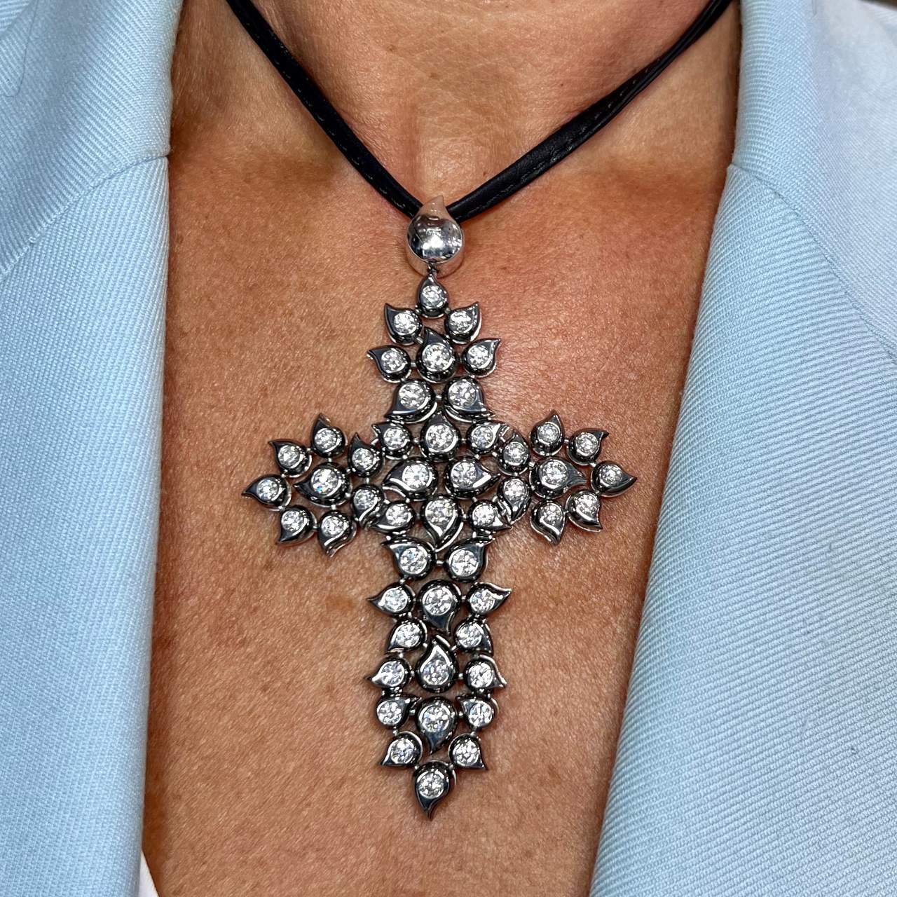 TAMARA COMOLLI 18K White Gold Diamond Cross Pendant