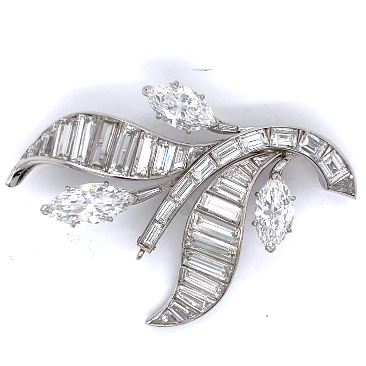 VAN CLEEF & ARPELS Platinum 15.40 Ct. Diamond Brooch