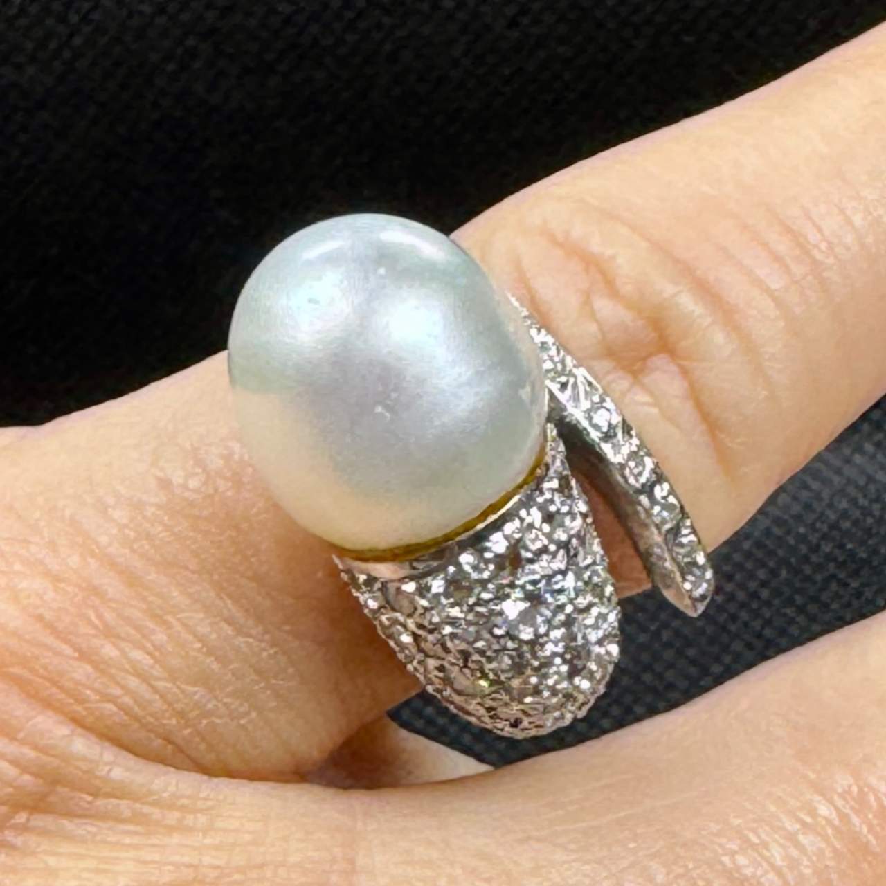 18K White Gold South Sea Pearl & Diamond Ring