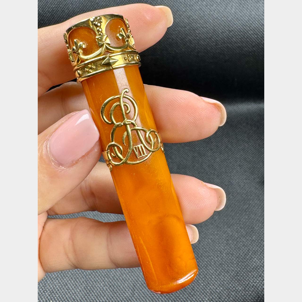 Antique 18K Yellow Gold & Amber Cigar Holder