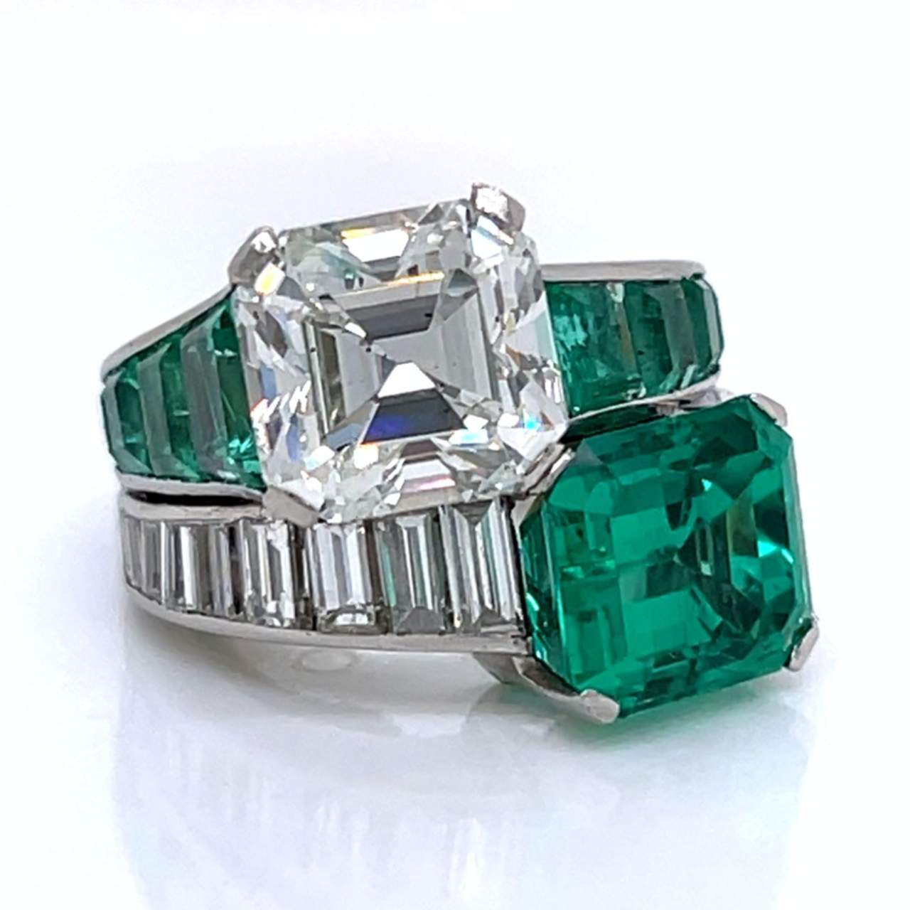 Art Deco Platinum GIA Certified Diamond & Colombian Emerald Ring
