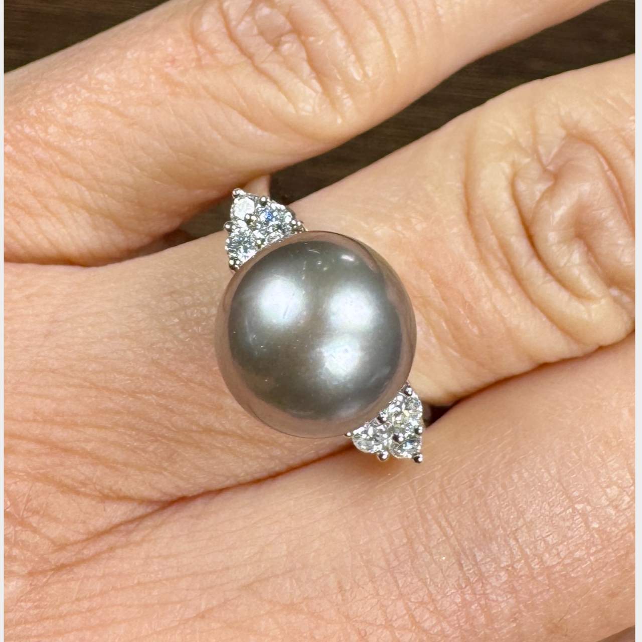 14k White Gold South Sea Pearl & Diamond Ring