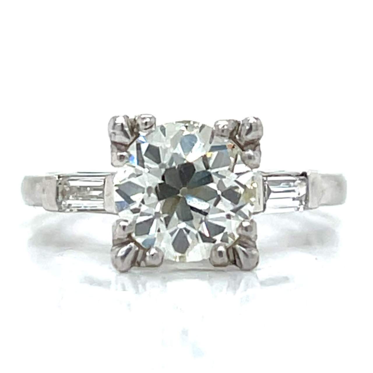 Art Deco Platinum 1.90 Ct. Diamond Engangement Ring