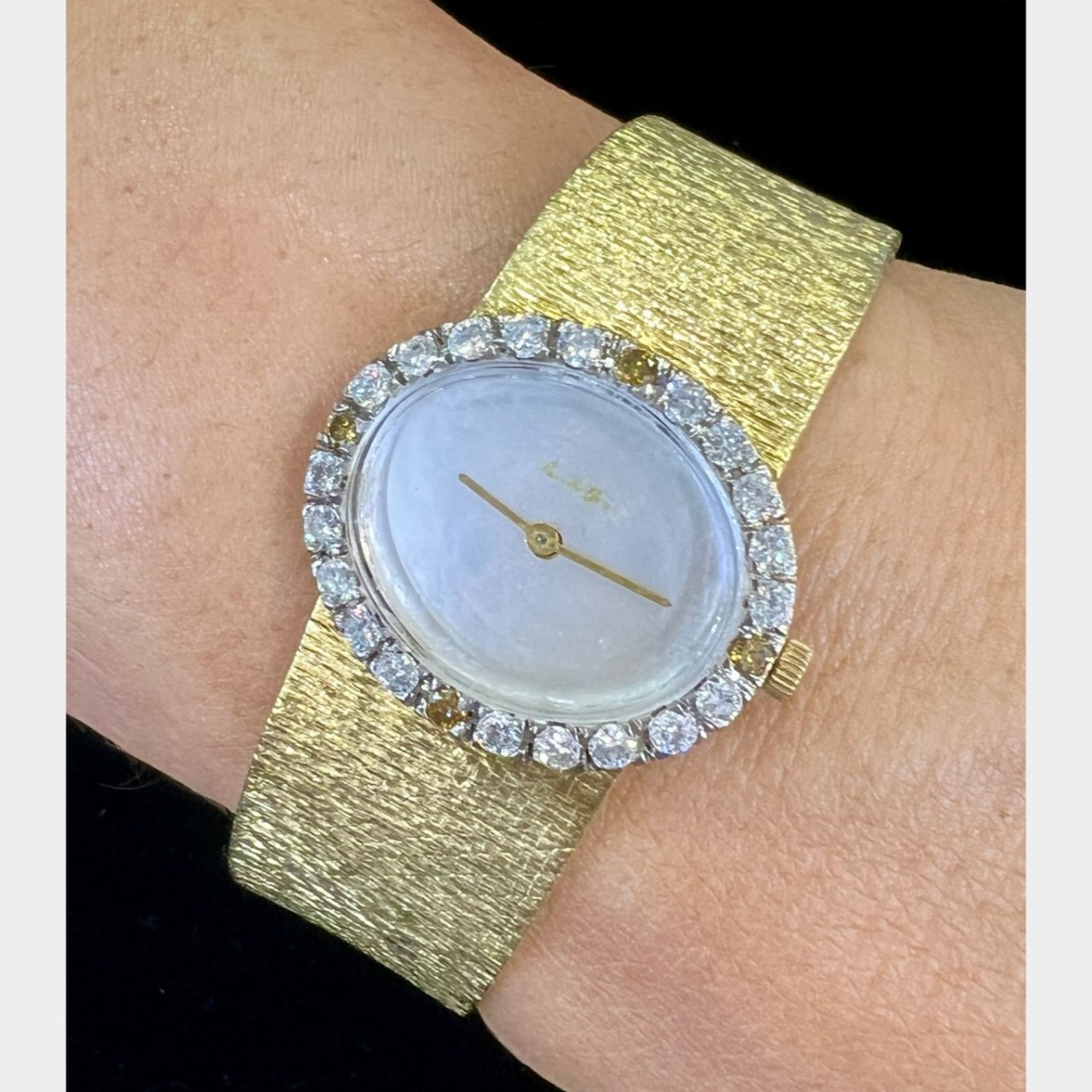 BUCHE GIROD 1970’s 18K Yellow Gold Ladies Watch