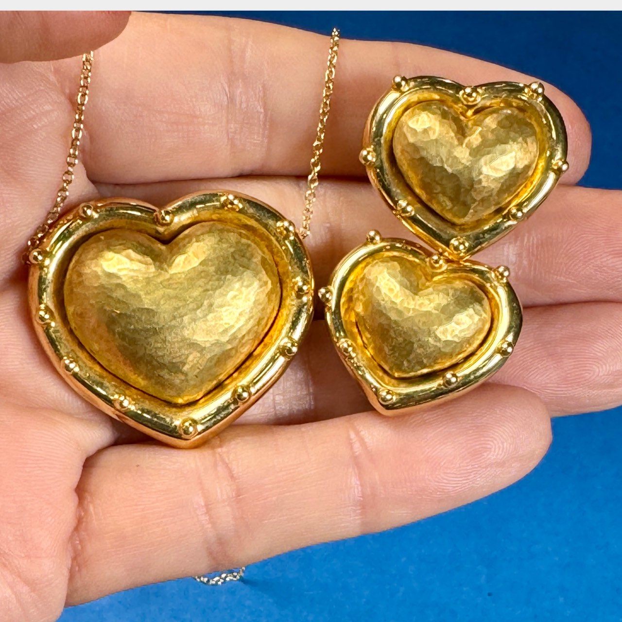 TIFFANY & CO. 18K Yellow Gold Necklace & Earring Heart Set