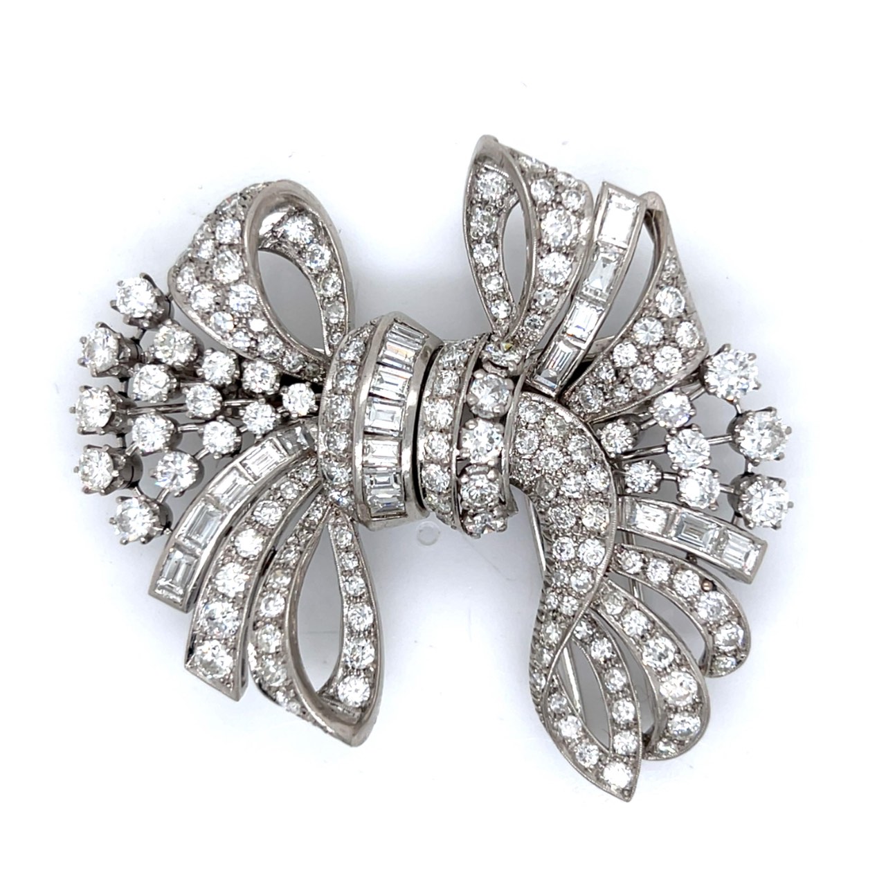 WALSER WALD Art Deco Platinum 16.70 Ct. Diamond Brooch