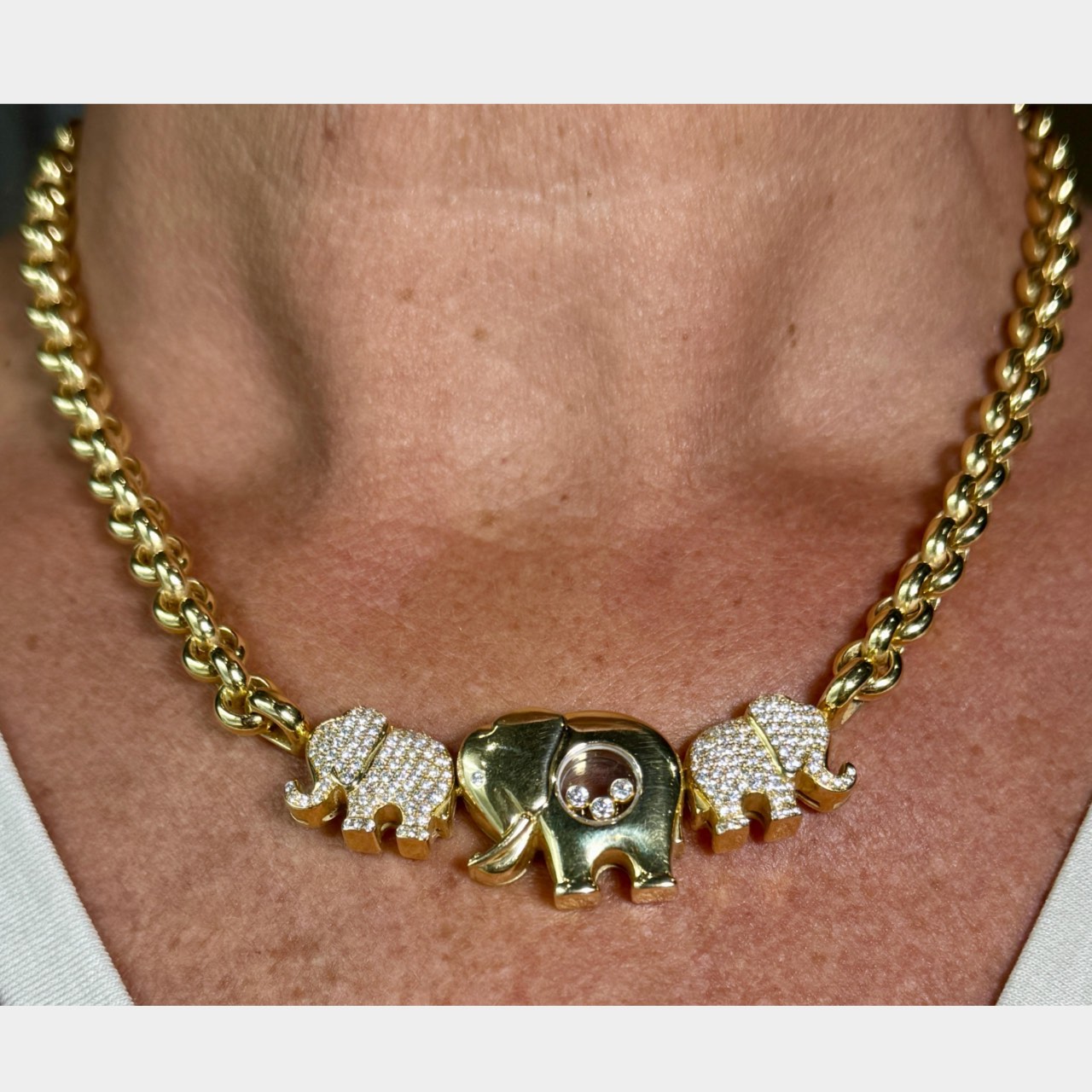 CHOPARD 18K Yellow Gold Diamond Elephant Neckalce